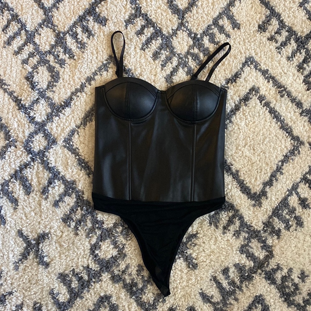Black body suit